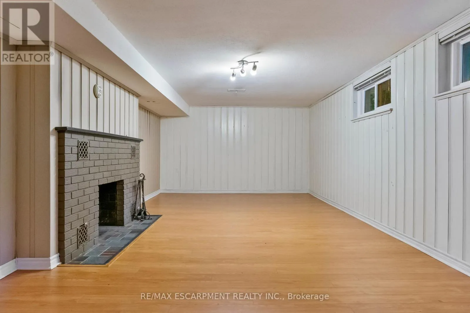 330 POPLAR DRIVE