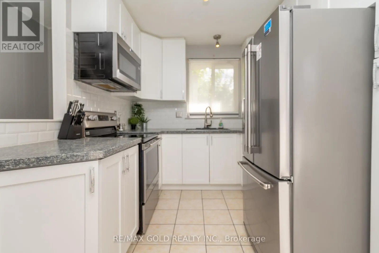 4 DEESIDE CRESCENT