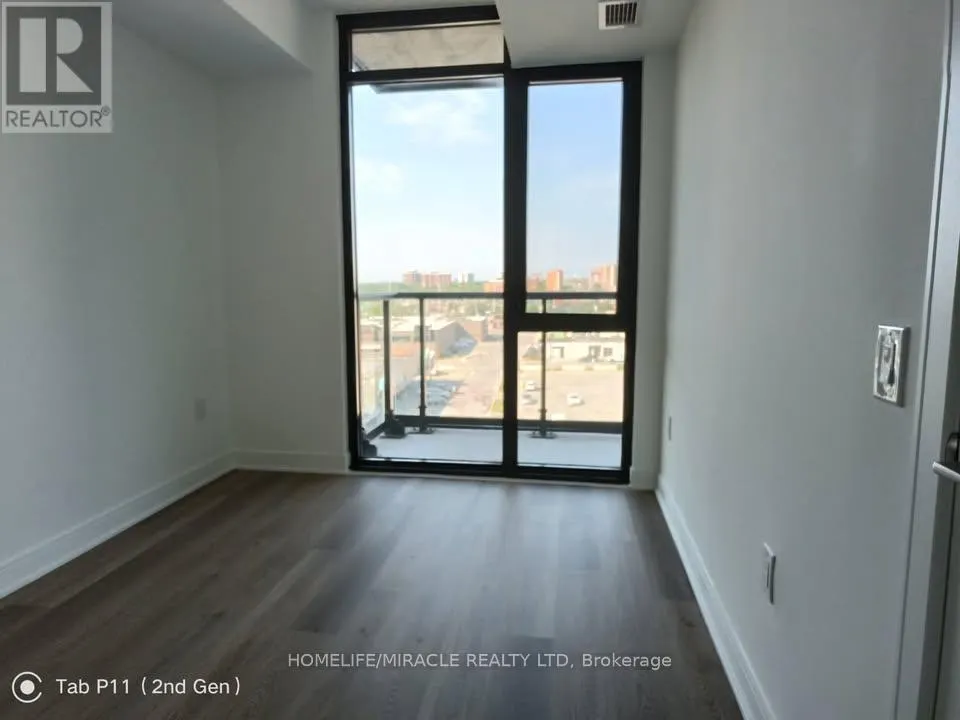 625 - 86 DUNDAS STREET