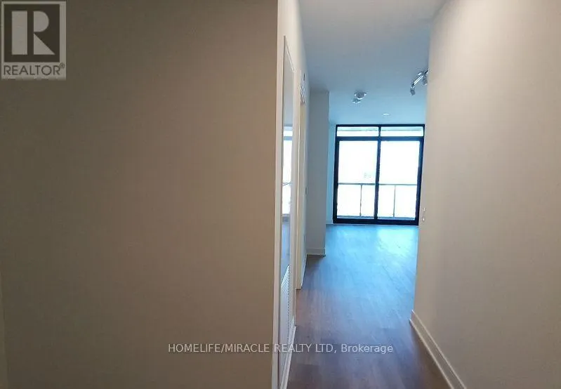625 - 86 DUNDAS STREET