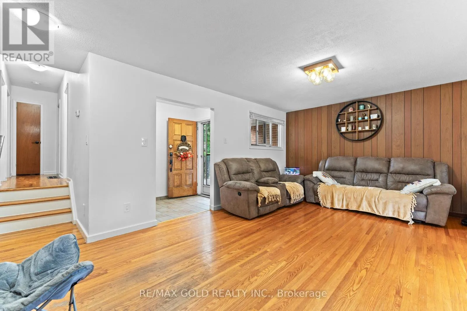 27 BURGBY AVENUE