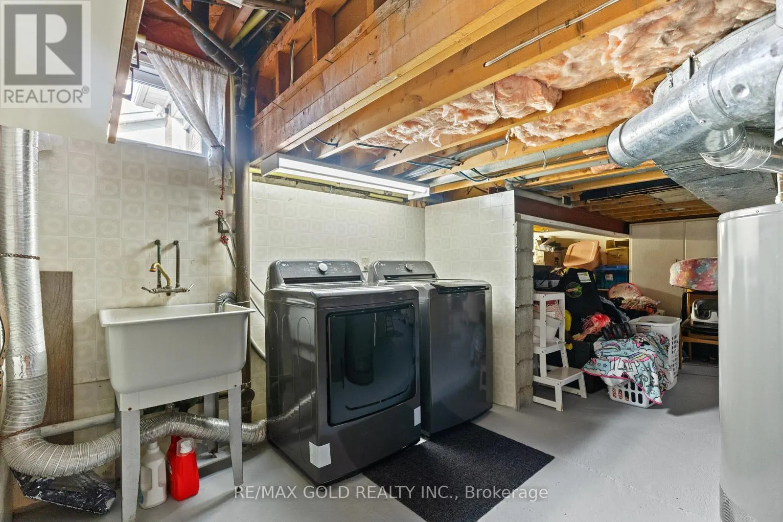 27 BURGBY AVENUE