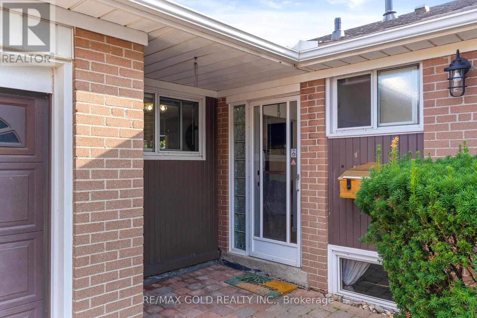 27 BURGBY AVENUE