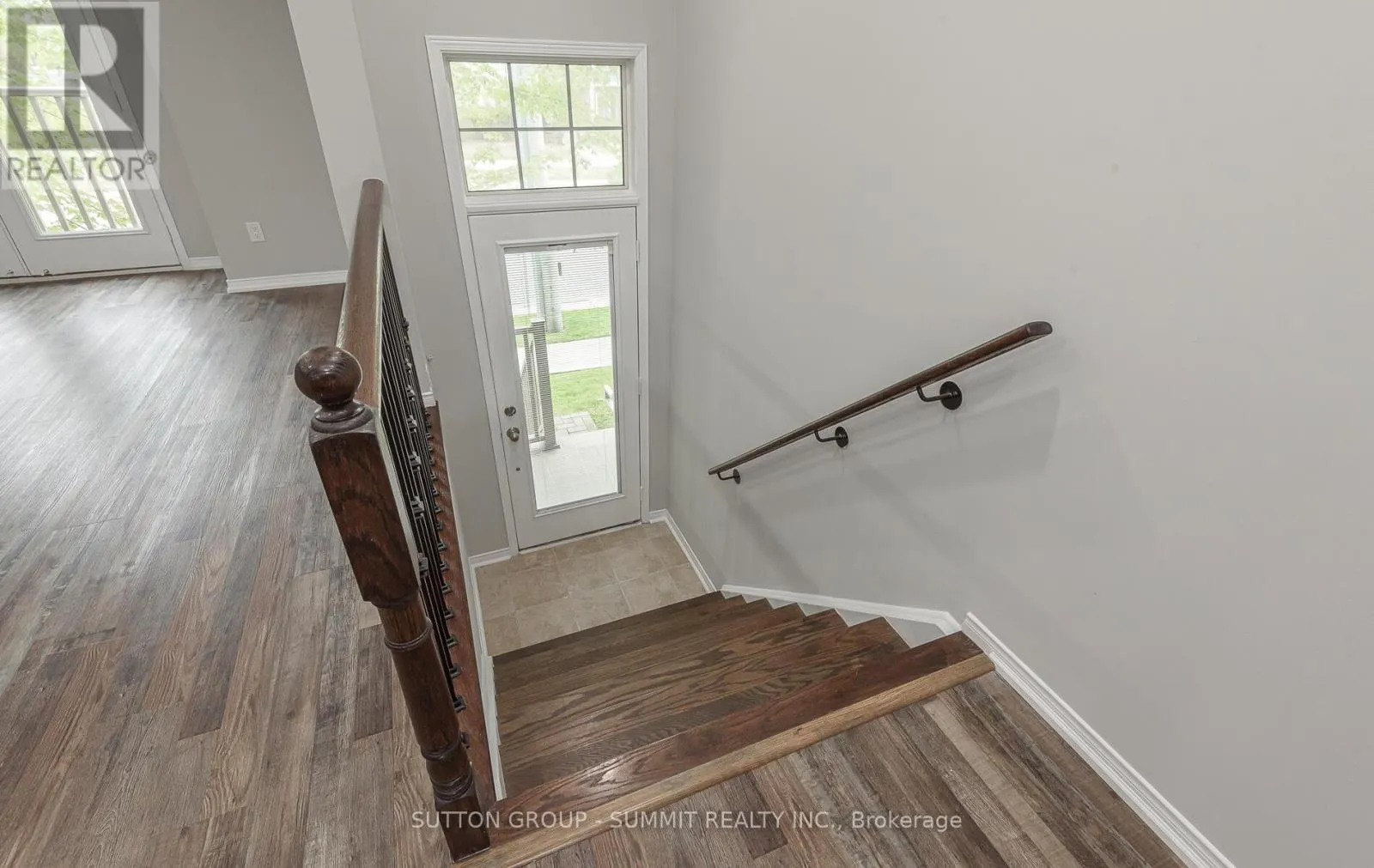 8 - 3088 THOMAS STREET