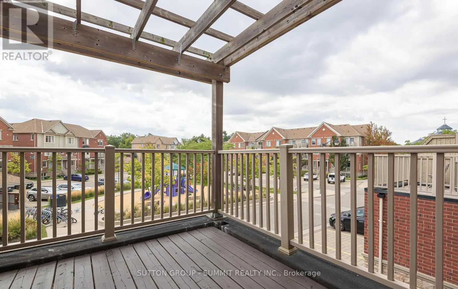8 - 3088 THOMAS STREET