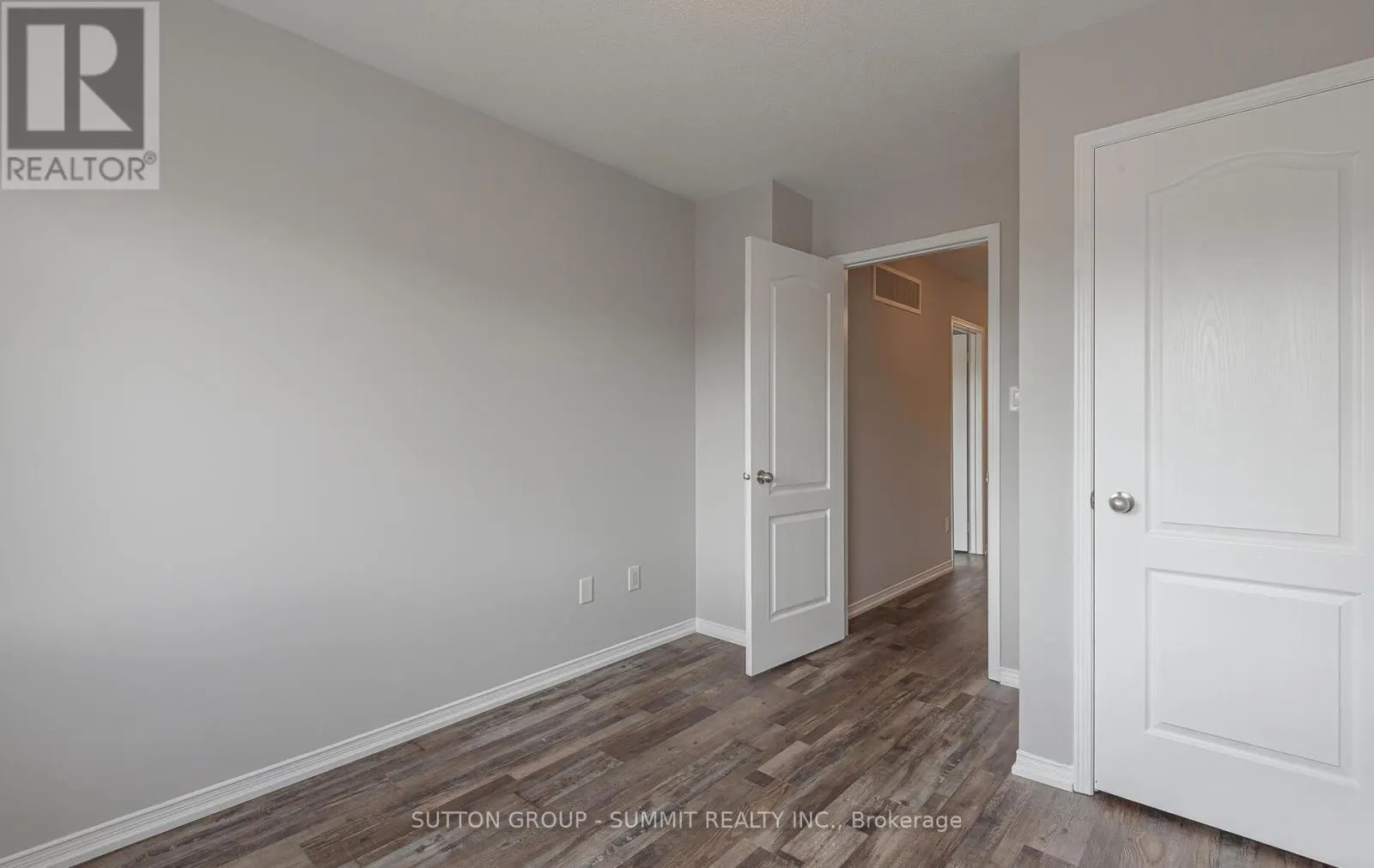 8 - 3088 THOMAS STREET
