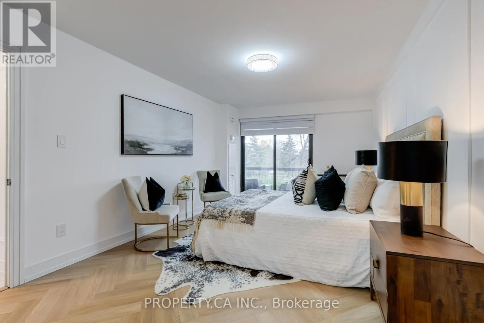 306 - 2175 MARINE DRIVE