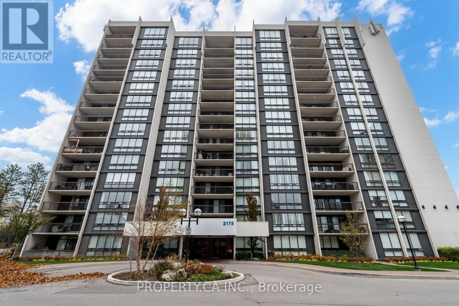 306 - 2175 MARINE DRIVE