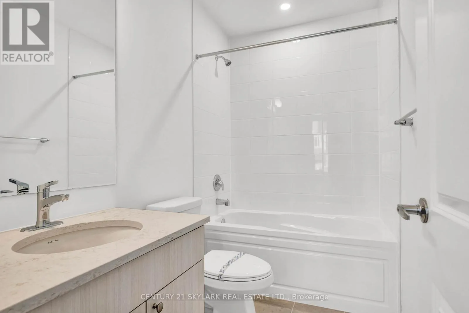 45 CULLINGTREE PLACE