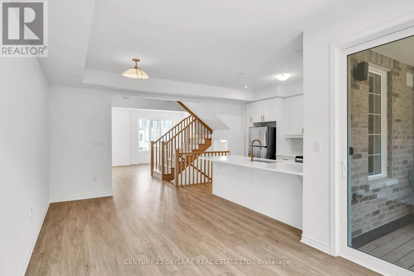 45 CULLINGTREE PLACE