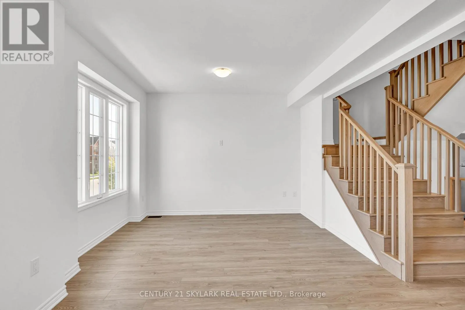 45 CULLINGTREE PLACE