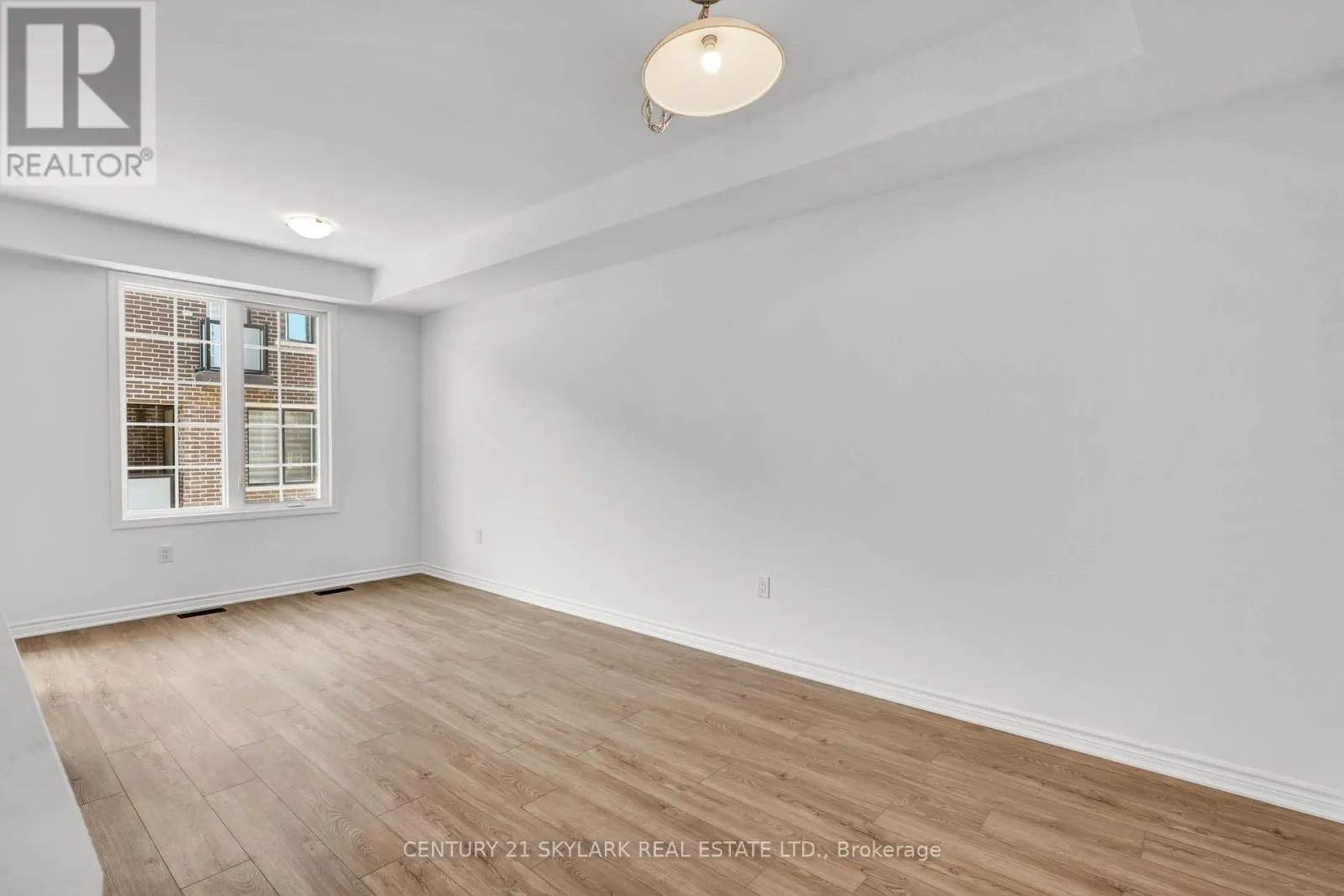 45 CULLINGTREE PLACE