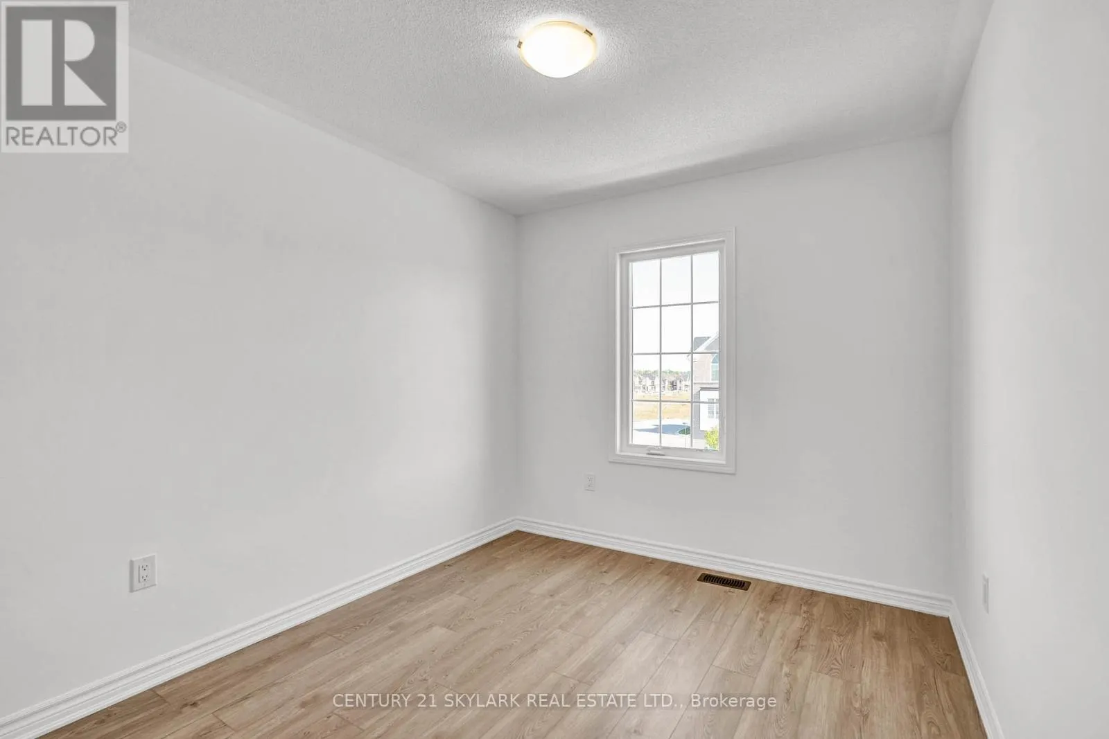 45 CULLINGTREE PLACE