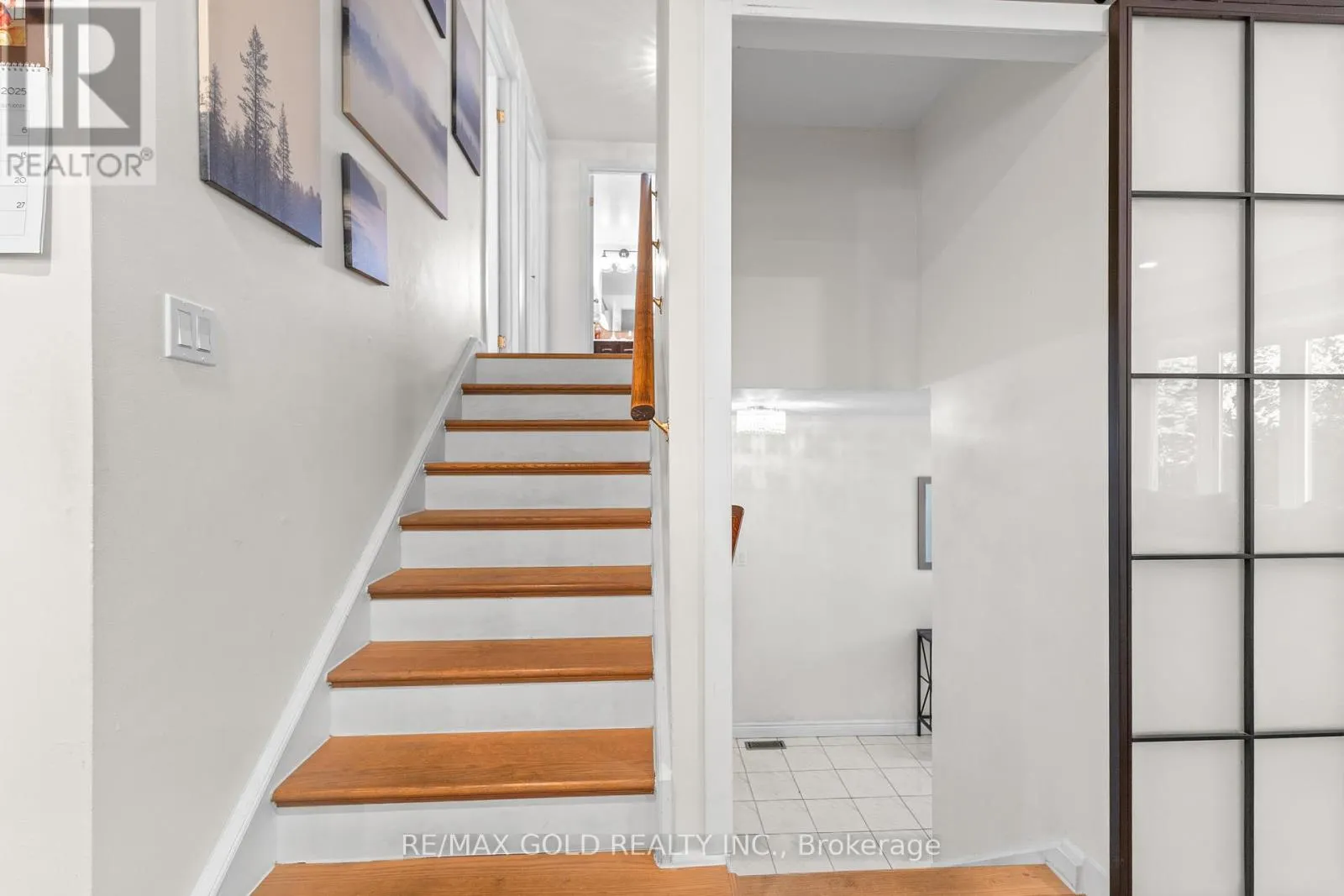 1 GREENBRIAR ROAD