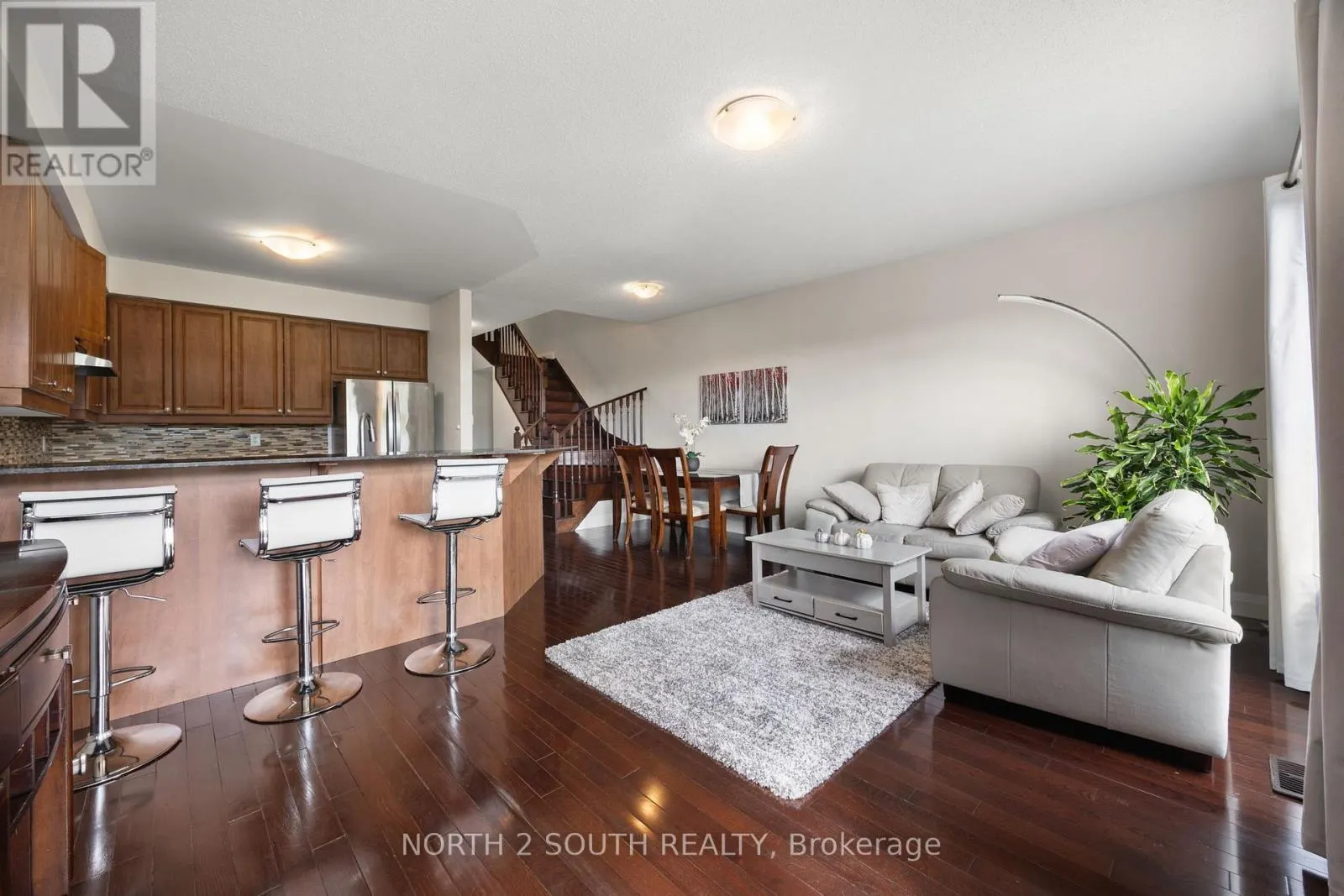 39 - 745 FARMSTEAD DRIVE