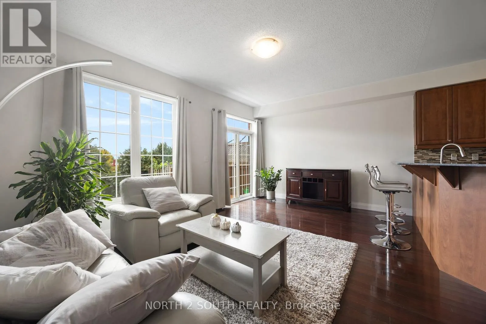 39 - 745 FARMSTEAD DRIVE