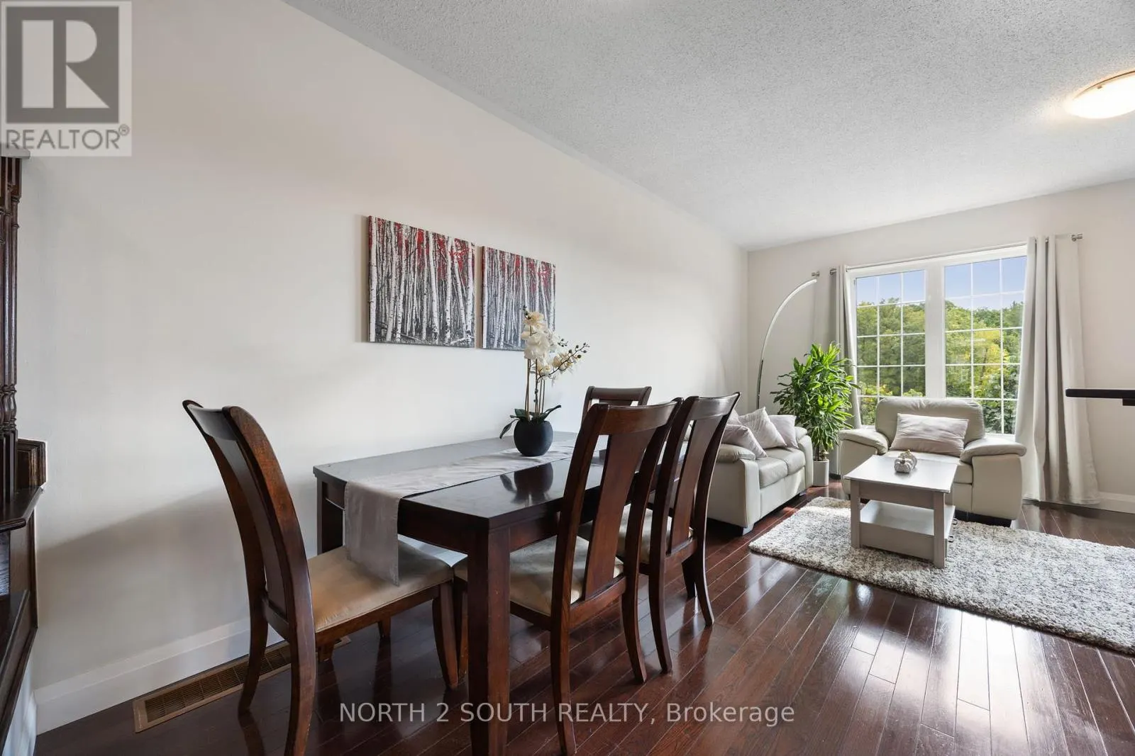 39 - 745 FARMSTEAD DRIVE