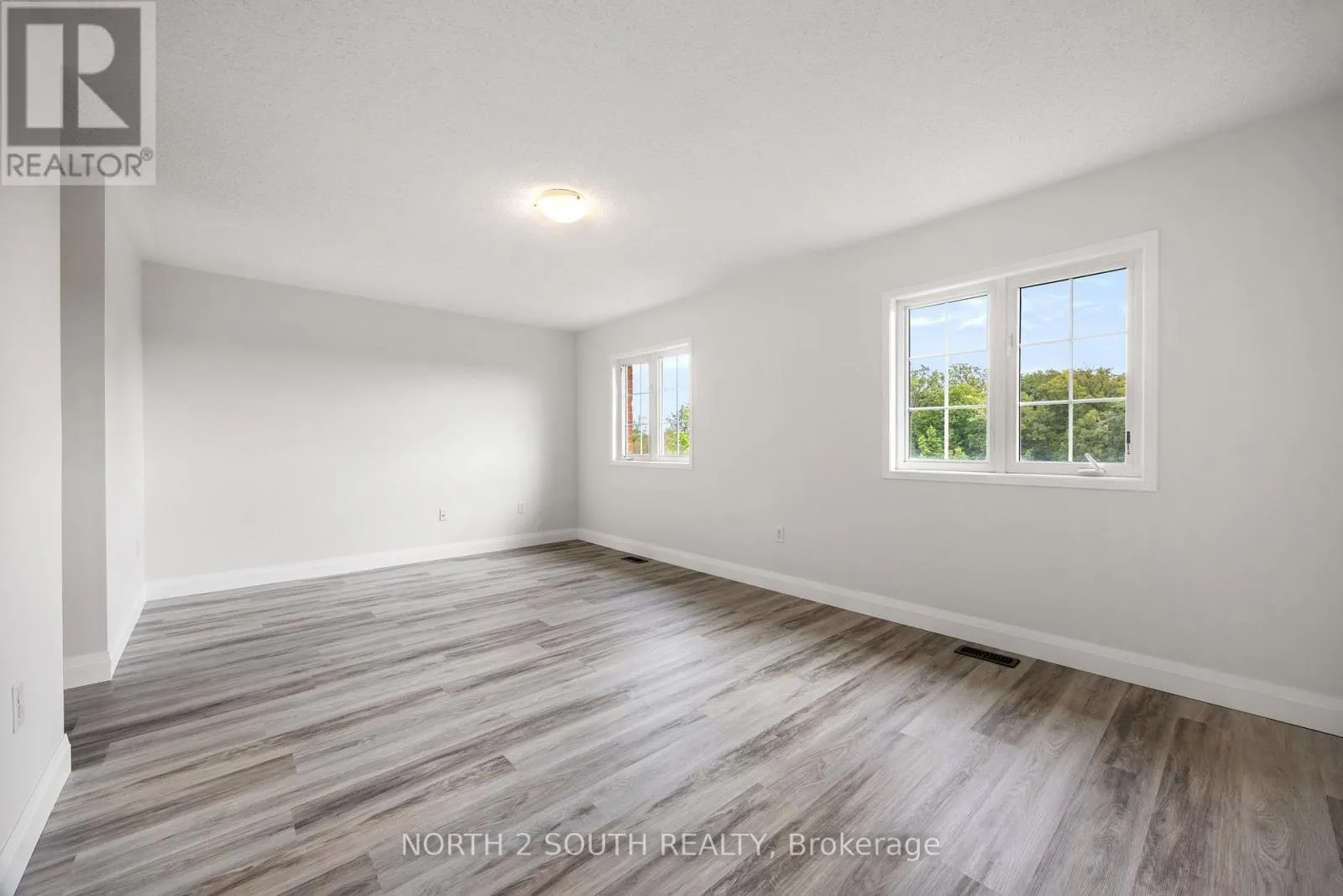 39 - 745 FARMSTEAD DRIVE