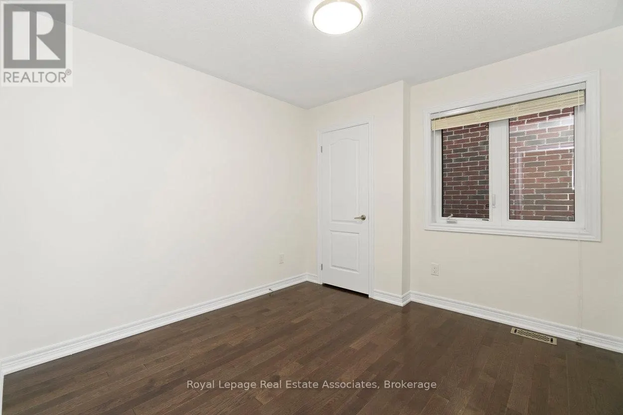 68 JOLANA CRESCENT