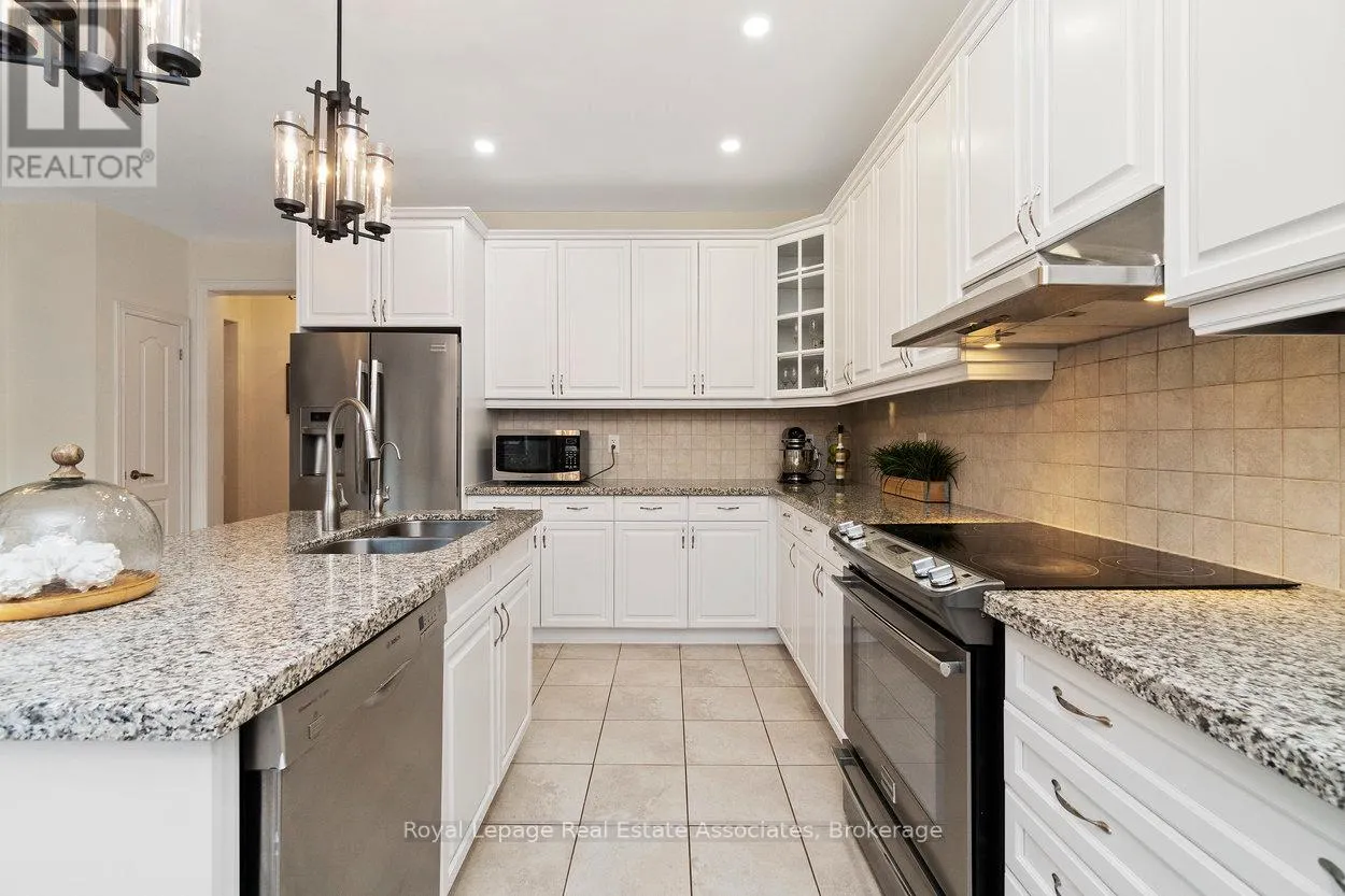 68 JOLANA CRESCENT