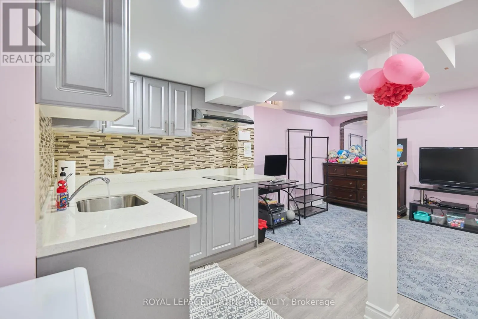 919 MARYGRACE COURT