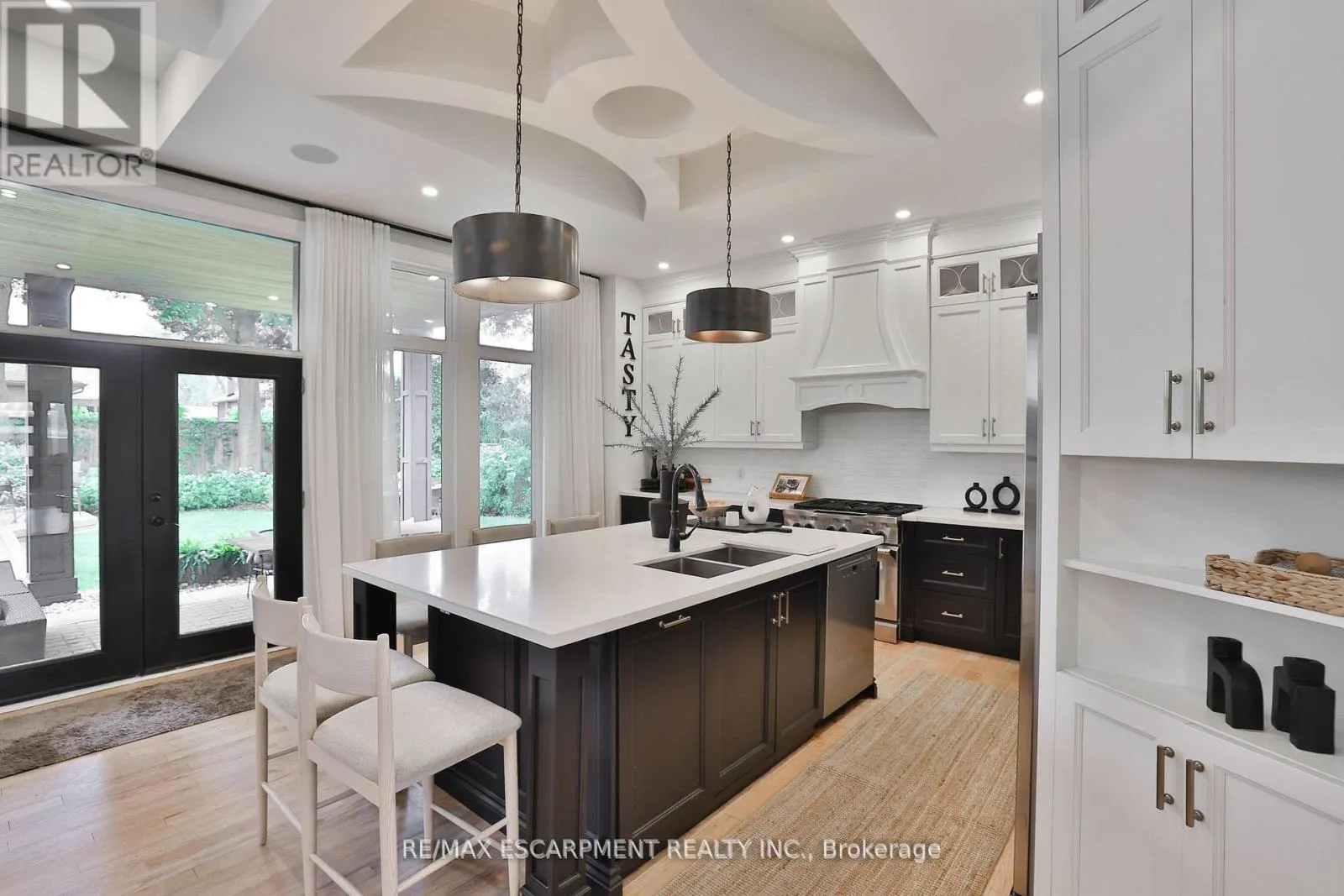 43 MISSISSAUGA ROAD S
