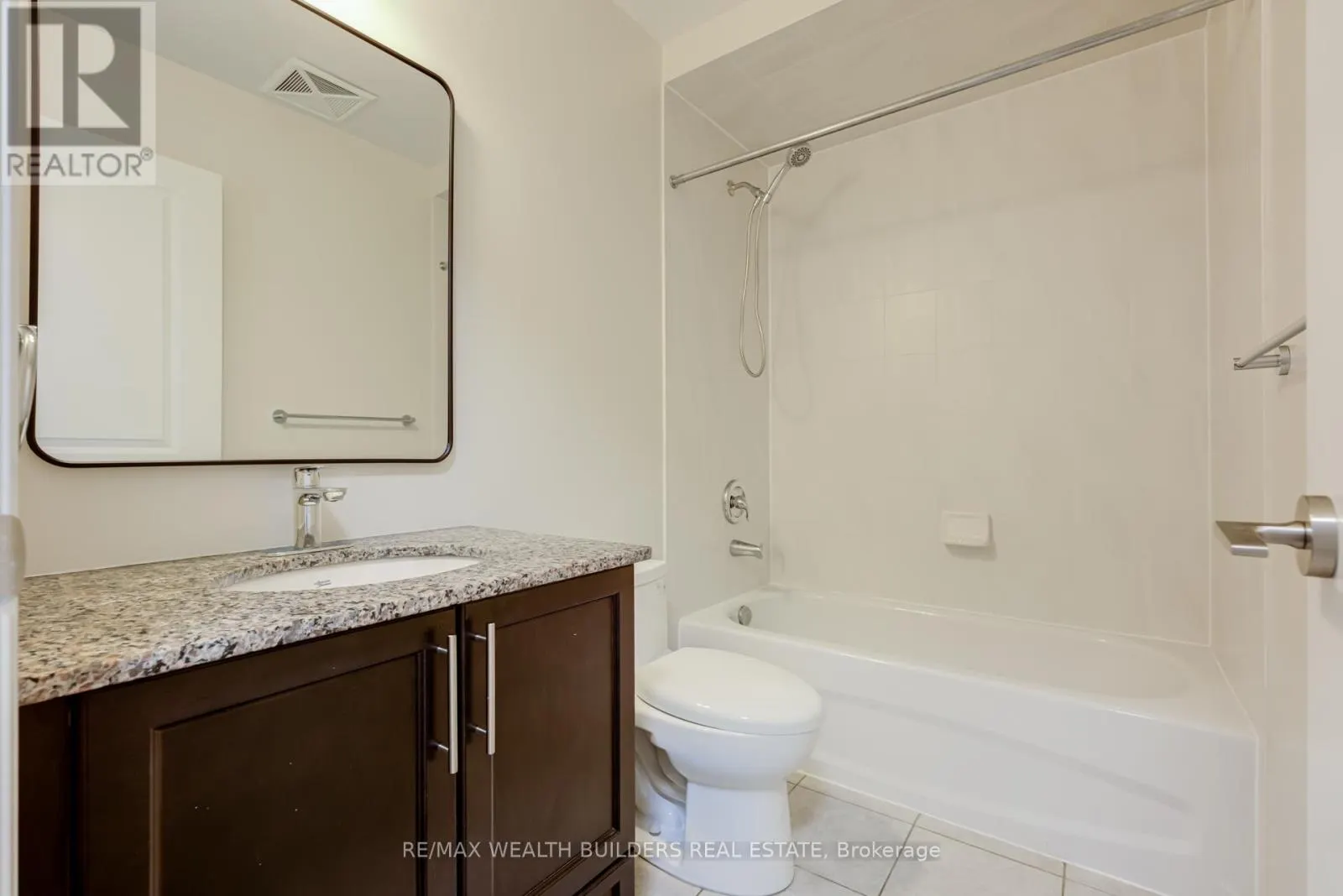202 - 2333 SAWGRASS DRIVE
