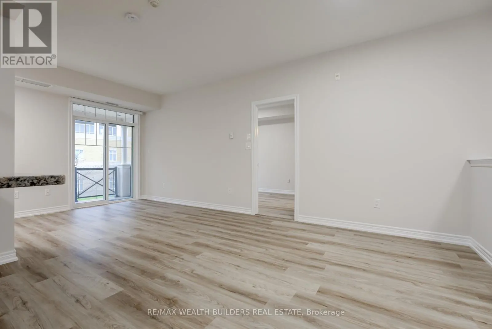 202 - 2333 SAWGRASS DRIVE