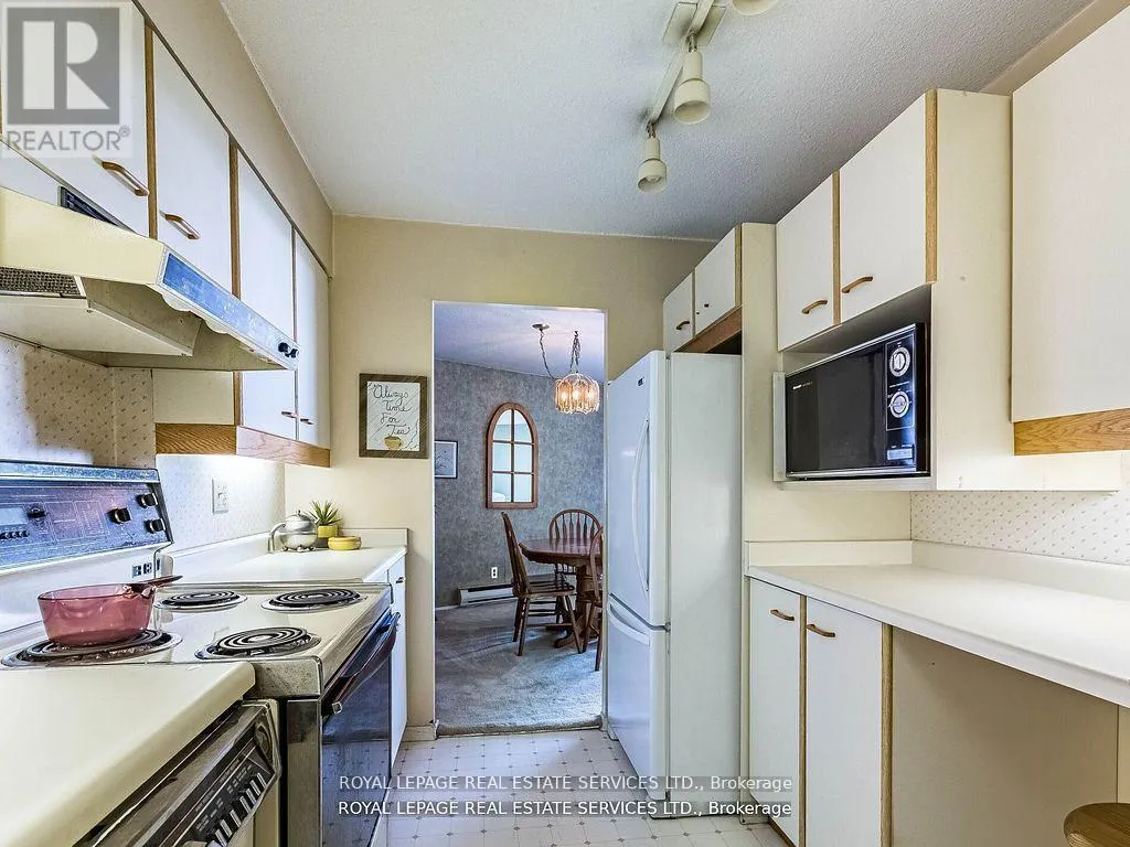 PH 8 - 284 MILL ROAD
