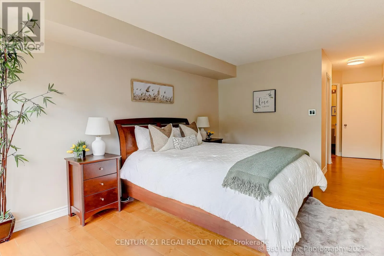 308 - 2267 LAKE SHORE BOULEVARD W