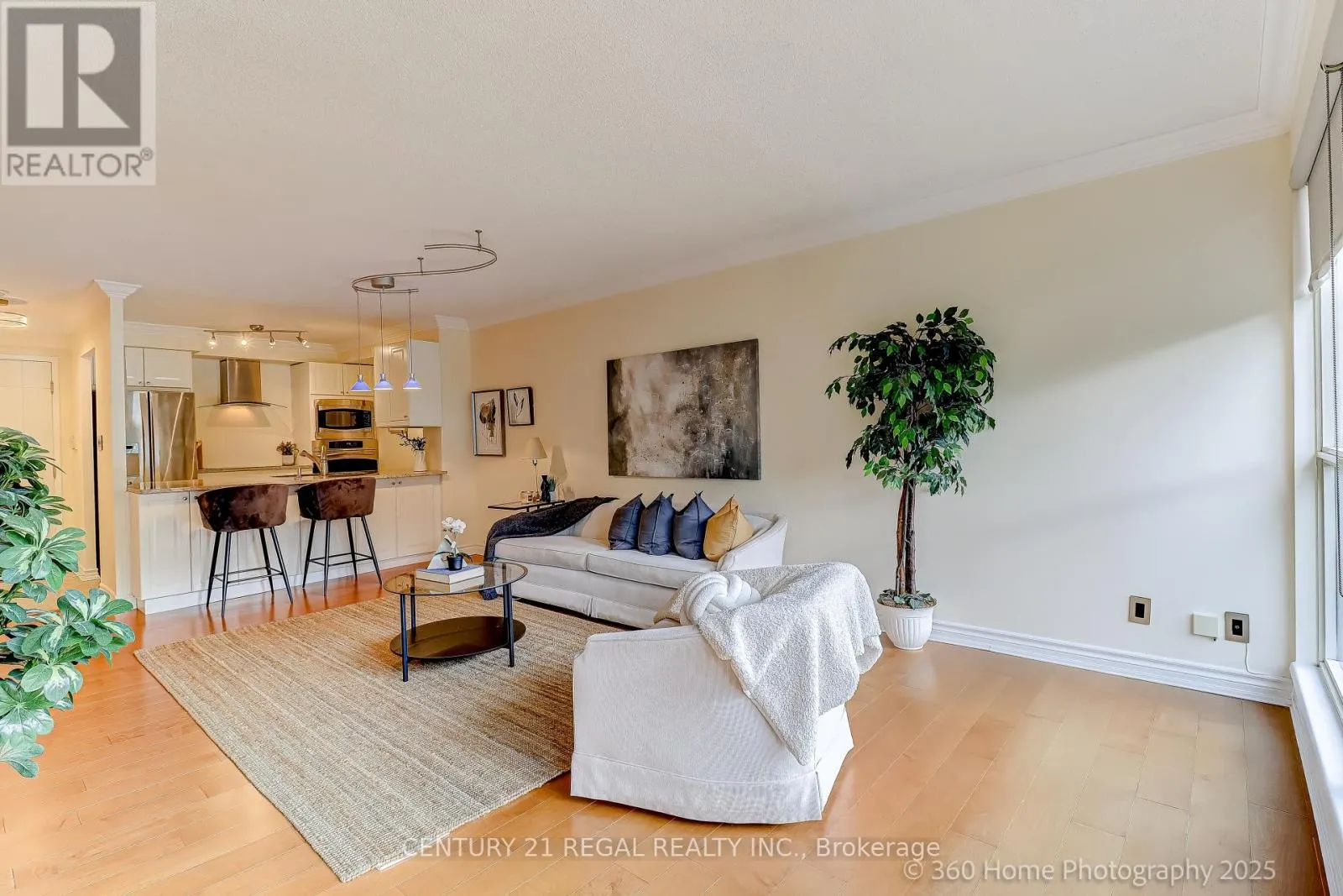 308 - 2267 LAKE SHORE BOULEVARD W