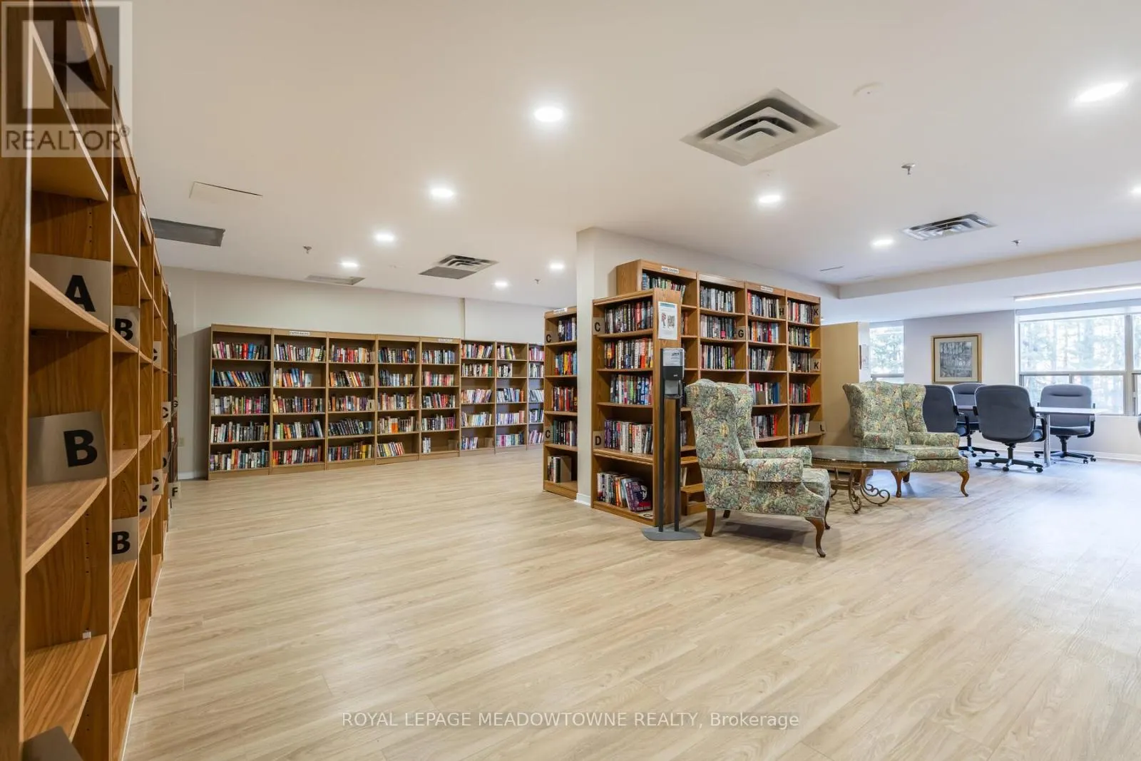 1708 - 20 MCFARLANE DRIVE