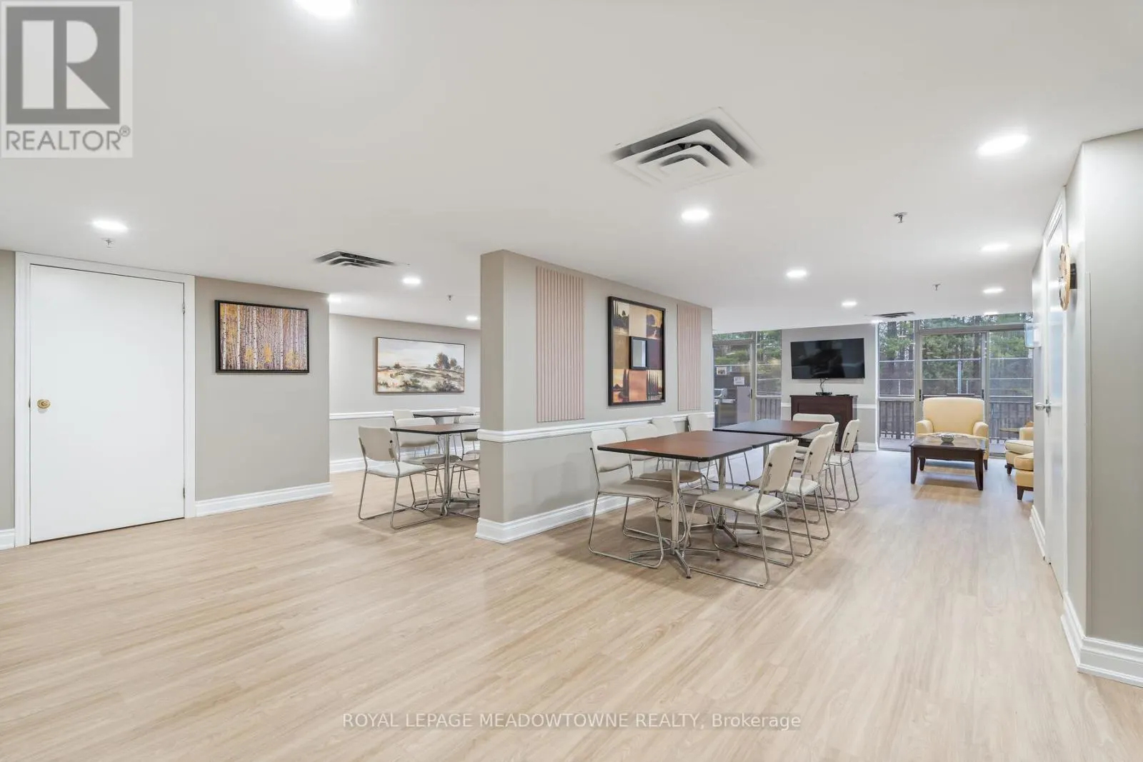 1708 - 20 MCFARLANE DRIVE