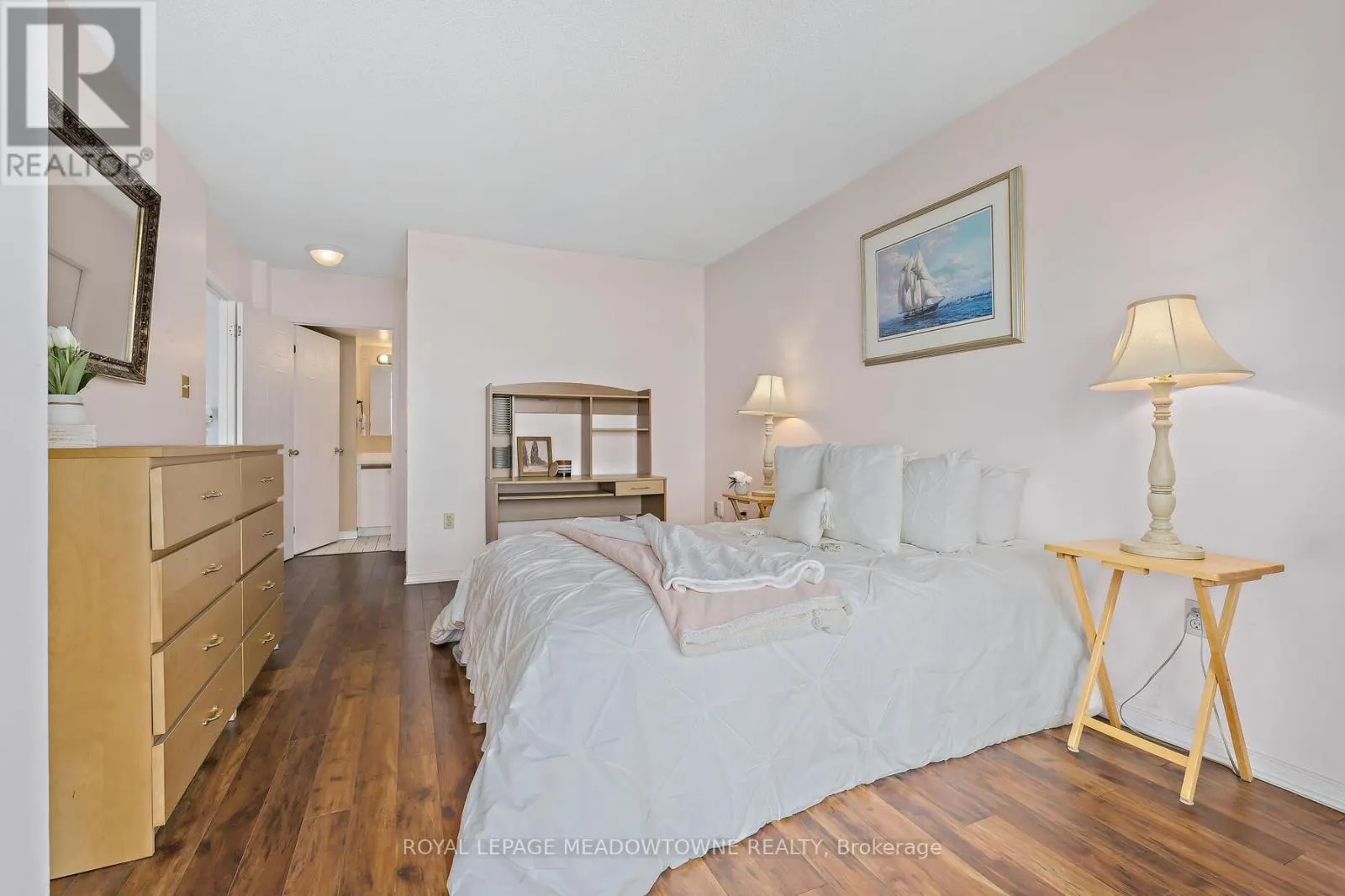 1708 - 20 MCFARLANE DRIVE