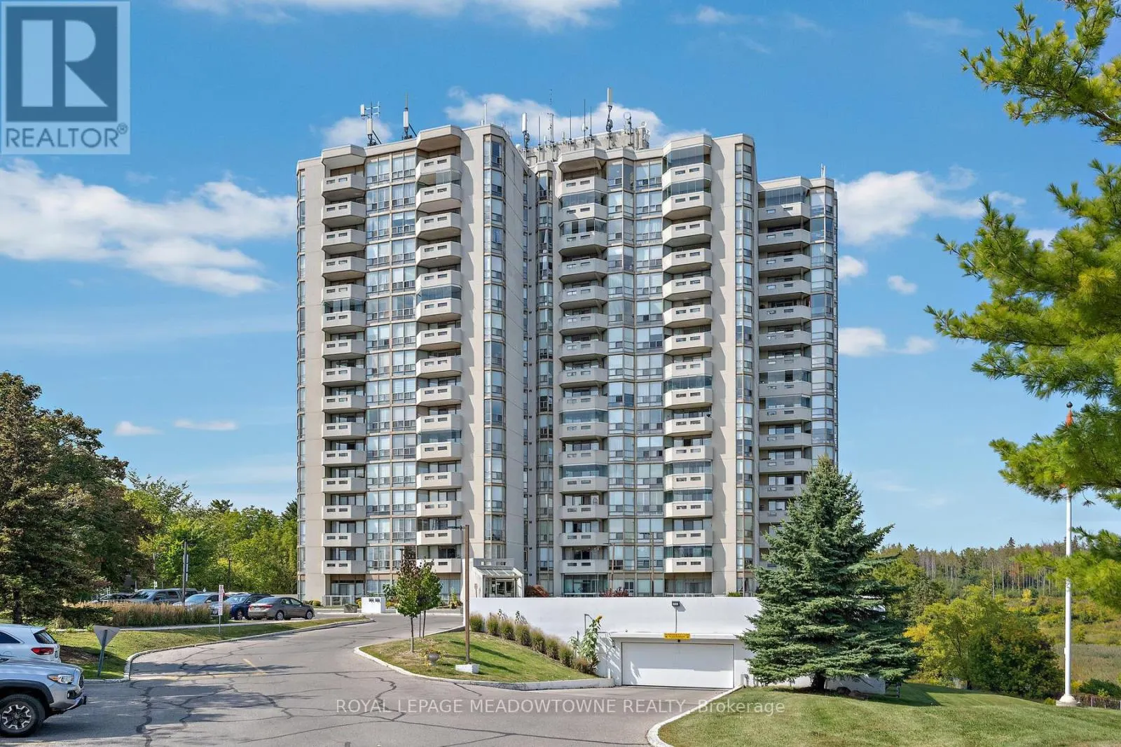 1708 - 20 MCFARLANE DRIVE