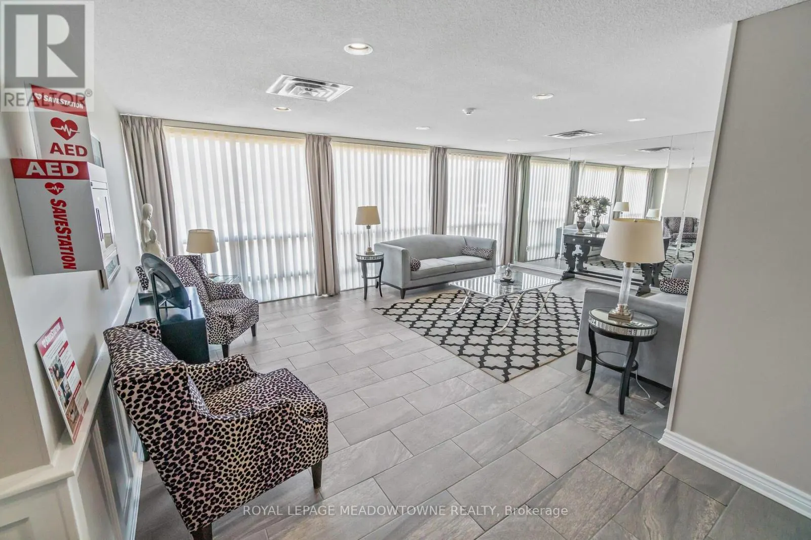 1708 - 20 MCFARLANE DRIVE