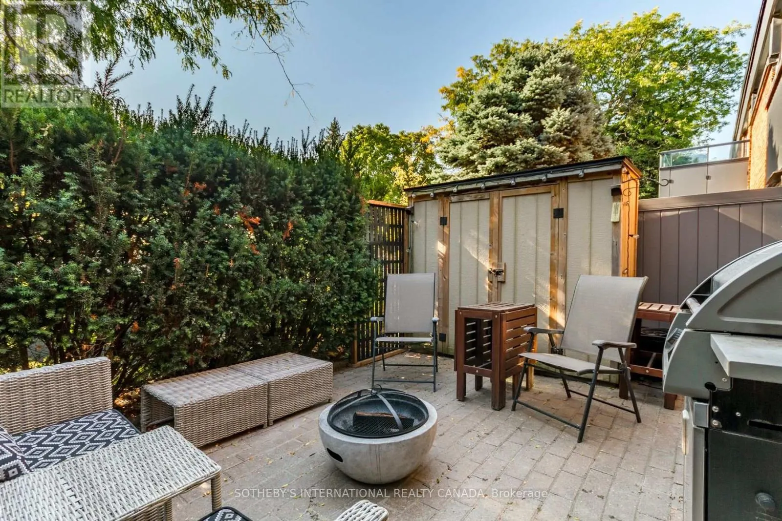 32 - 51 BROADFIELD DRIVE