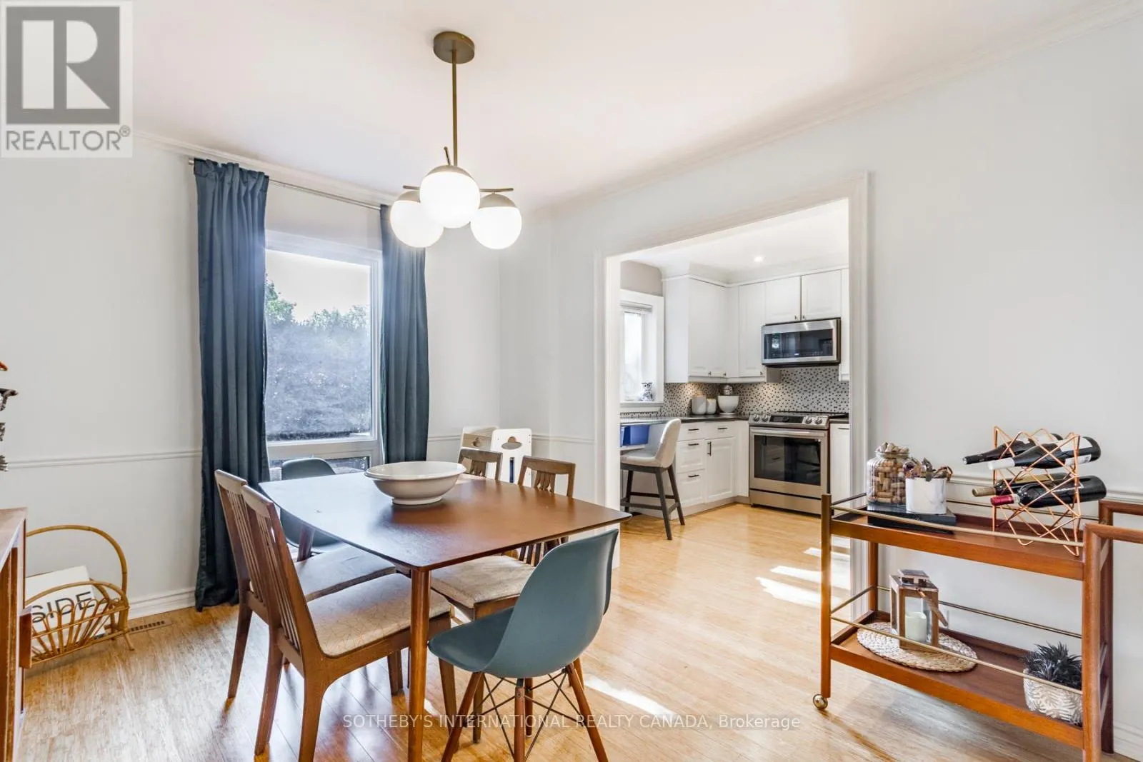 32 - 51 BROADFIELD DRIVE