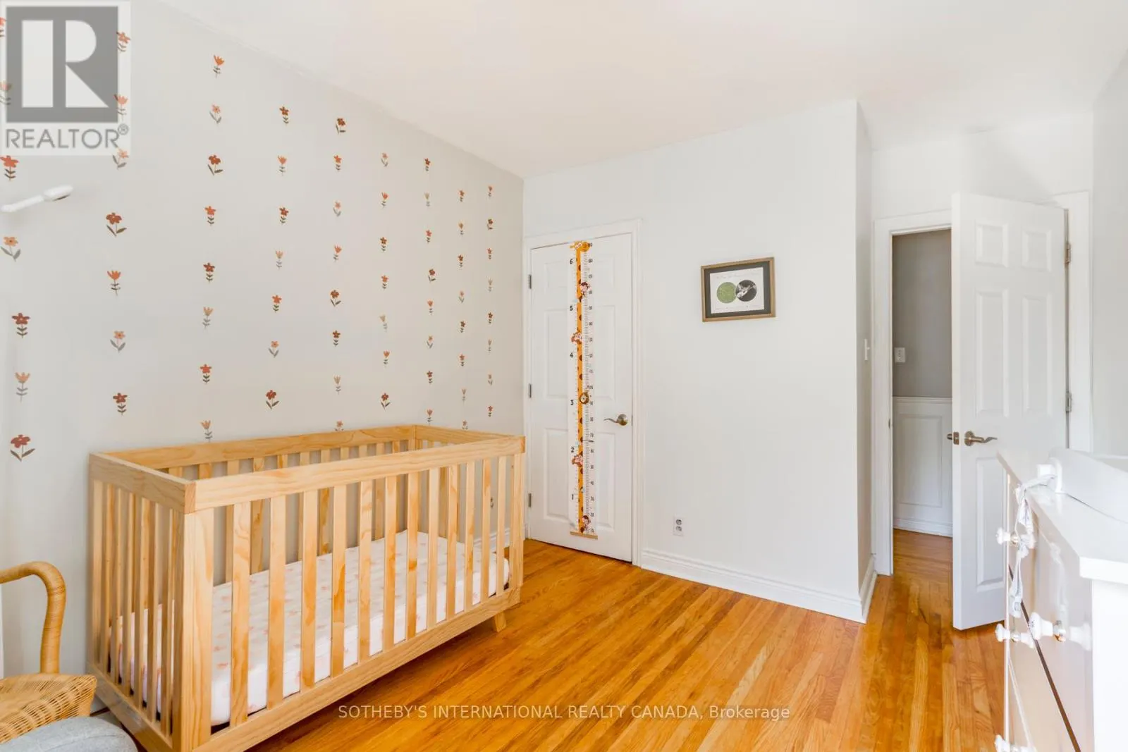 32 - 51 BROADFIELD DRIVE