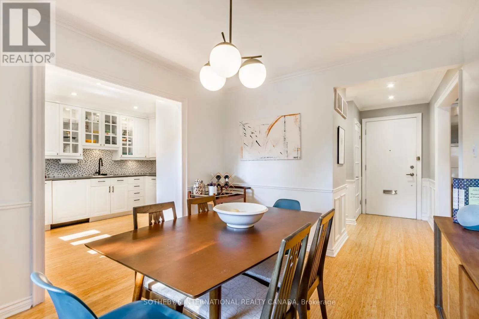 32 - 51 BROADFIELD DRIVE