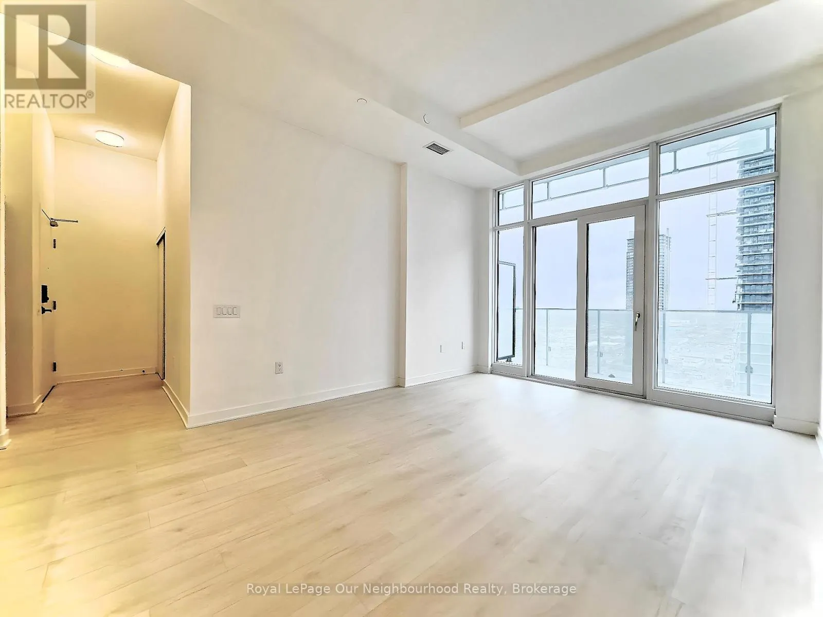 2405 - 3900 CONFEDERATION PARKWAY, #2405