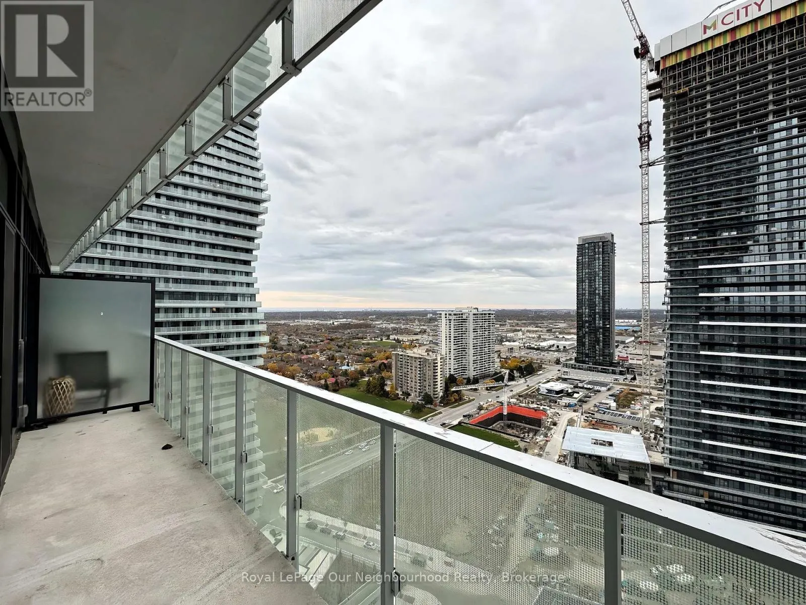 2405 - 3900 CONFEDERATION PARKWAY, #2405