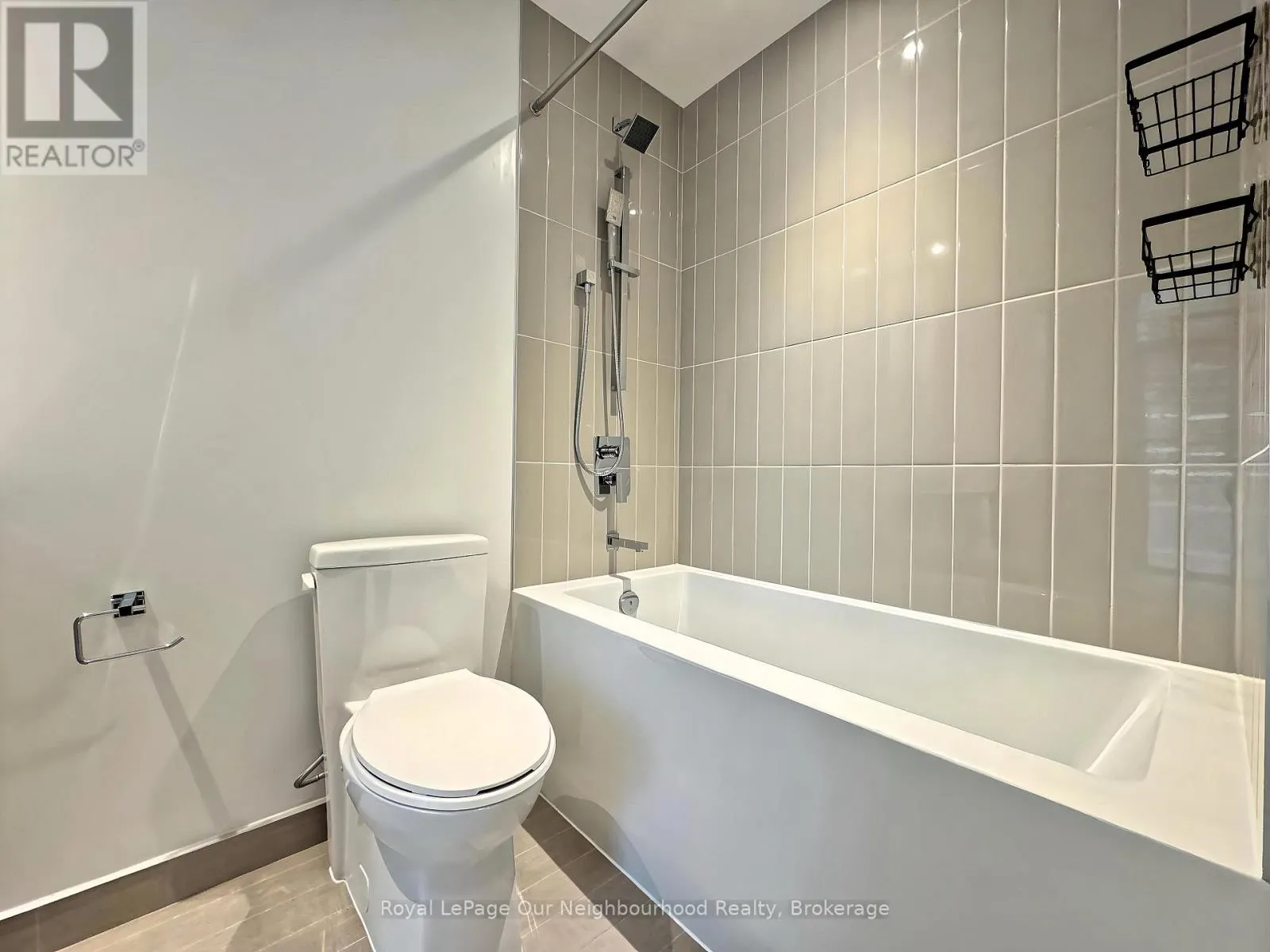 2405 - 3900 CONFEDERATION PARKWAY, #2405