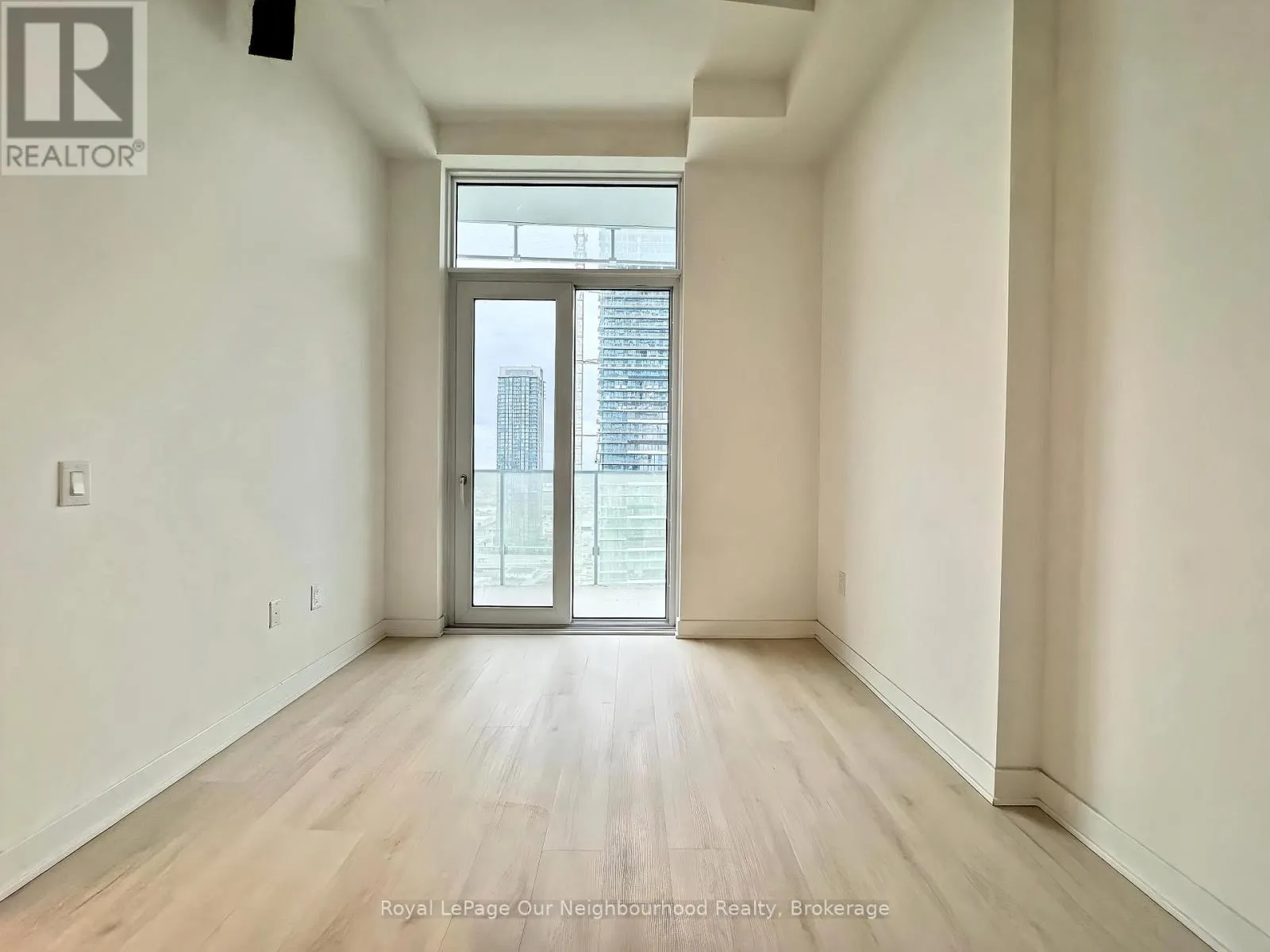 2405 - 3900 CONFEDERATION PARKWAY, #2405