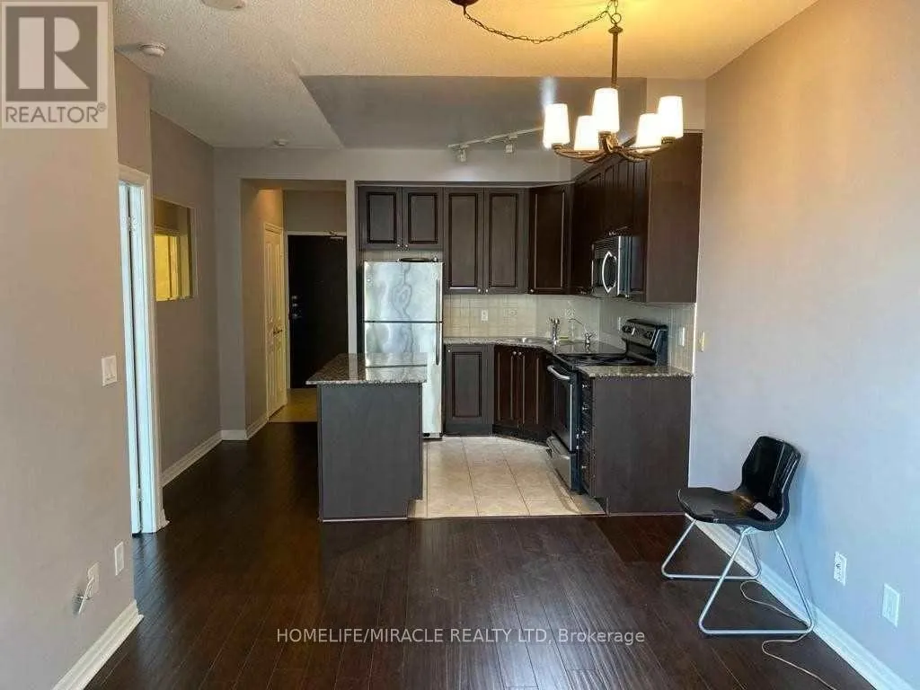 407 - 225 WEBB DRIVE