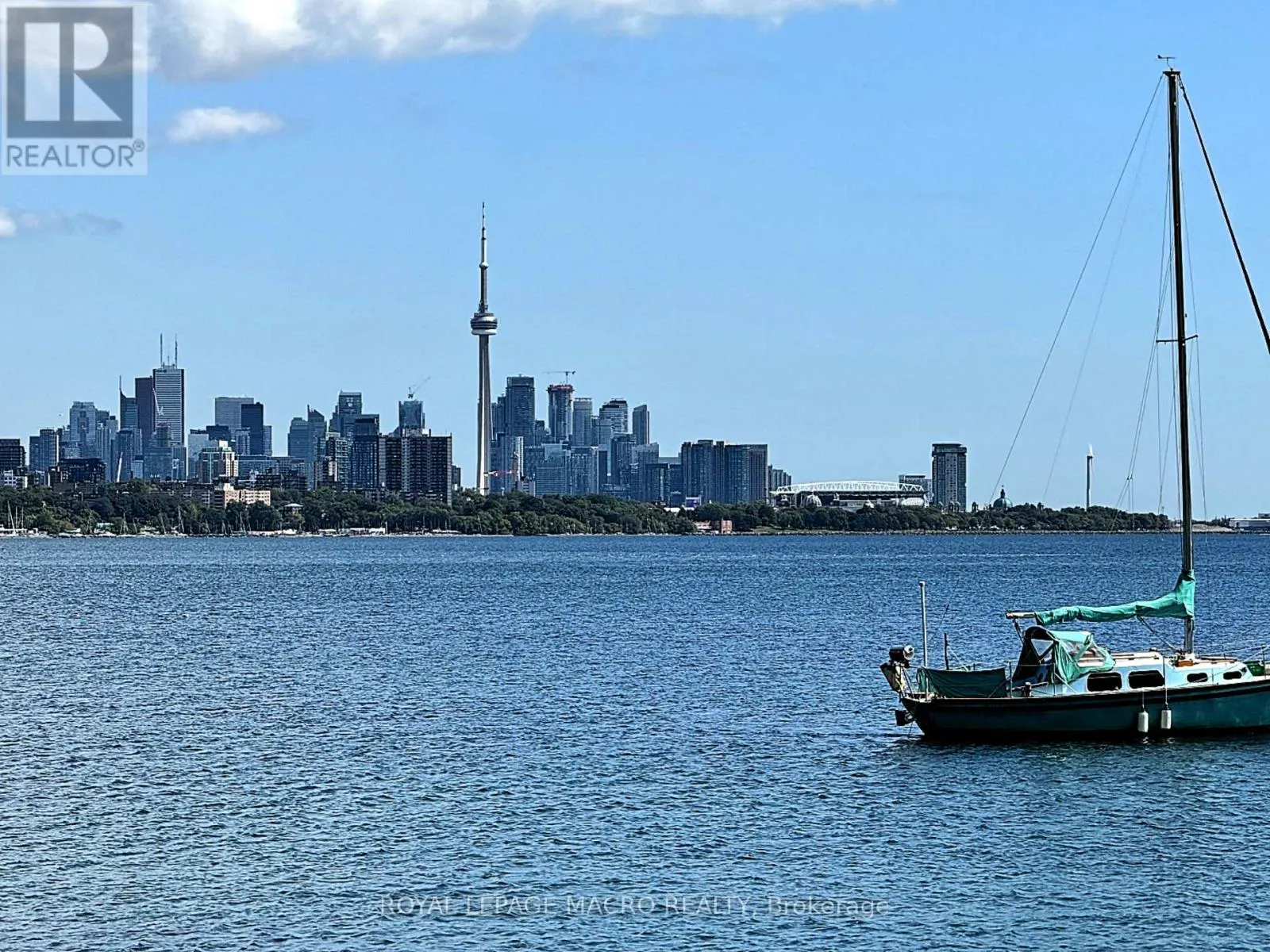 1008 - 110 MARINE PARADE DRIVE