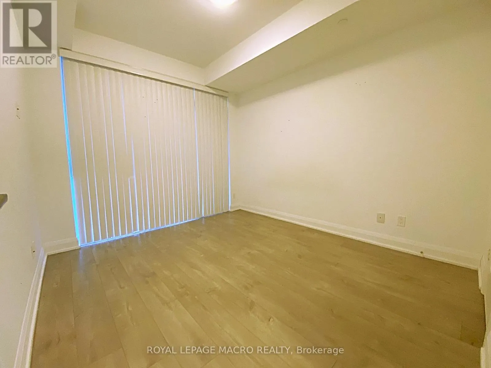 1008 - 110 MARINE PARADE DRIVE