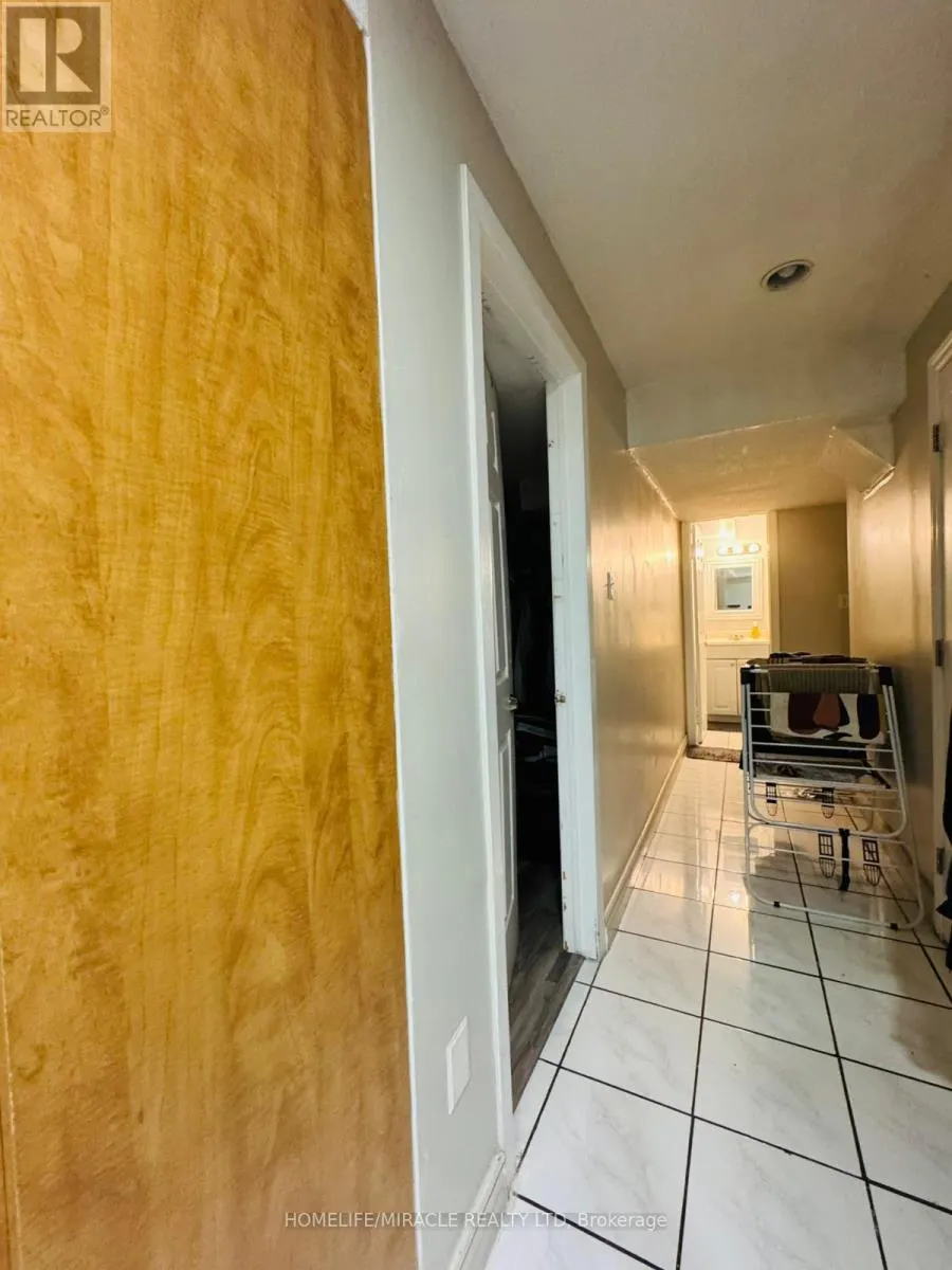BASEMENT - 39 BOBCAT STREET