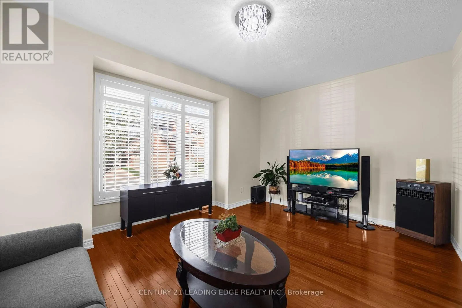 35 LOBELIA STREET