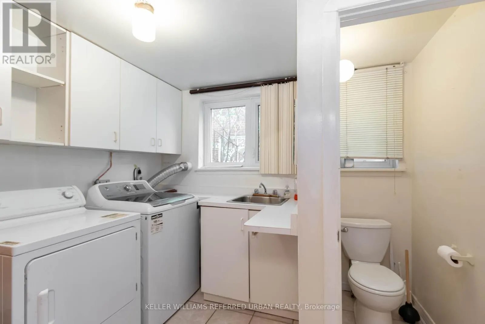 20 GRACEFIELD AVENUE